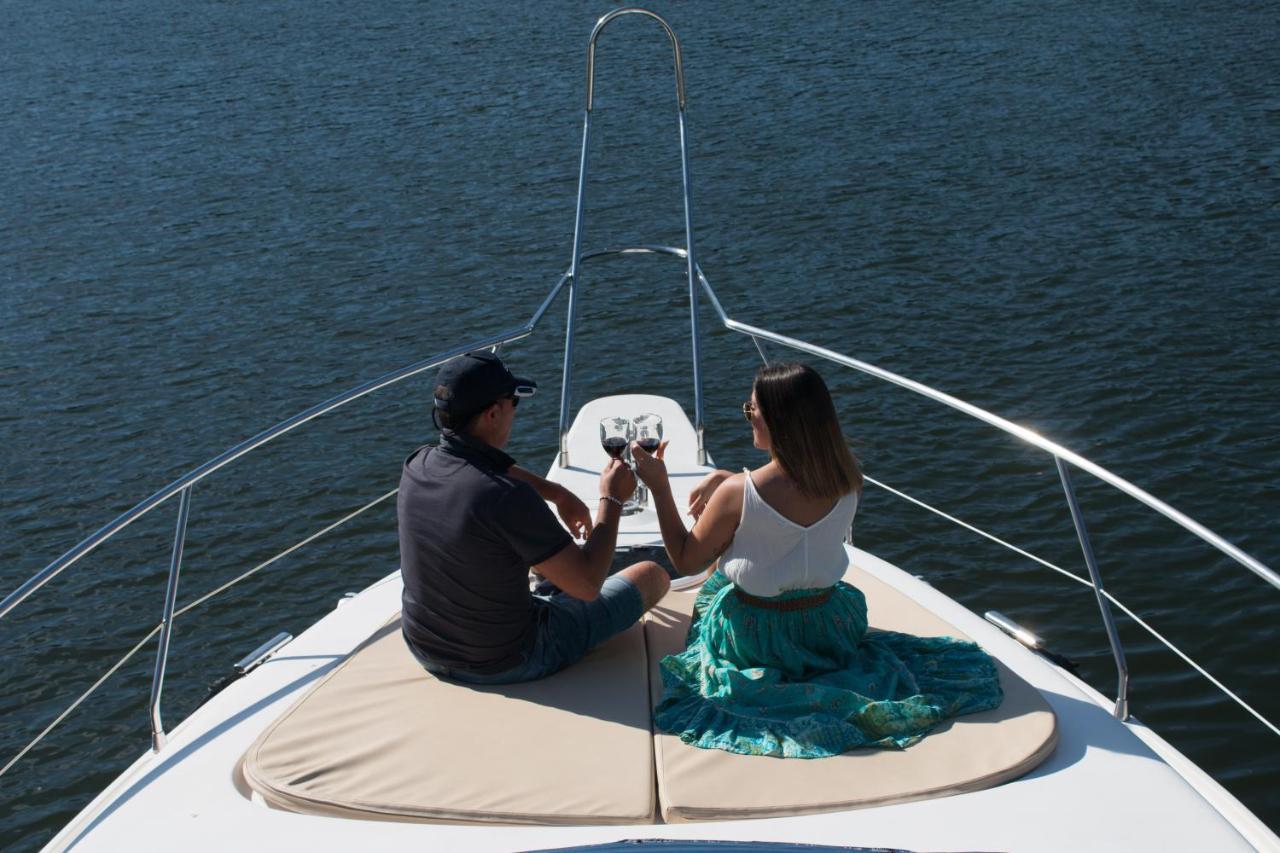 Aquadouro Yacht Radames - Sleep Boat Experience Ξενοδοχείο Castelo de Paiva Εξωτερικό φωτογραφία