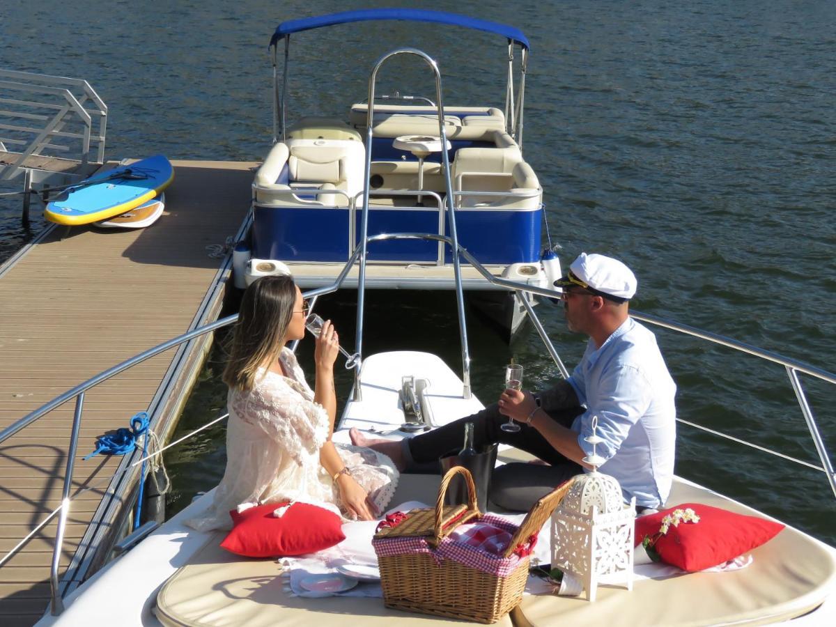 Aquadouro Yacht Radames - Sleep Boat Experience Ξενοδοχείο Castelo de Paiva Εξωτερικό φωτογραφία